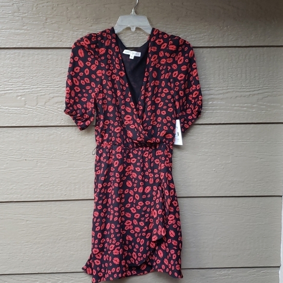 Lola Grace Lip-Print Faux-Wrap Dress S - Picture 6 of 11